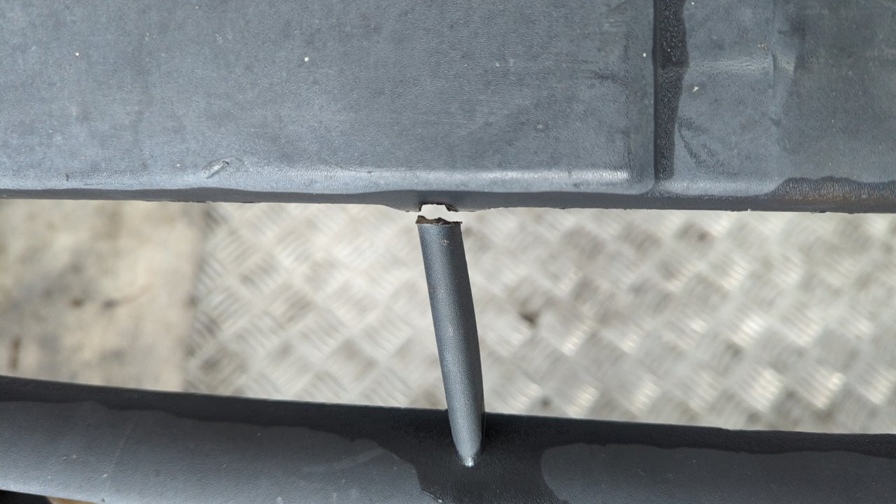 PARAGOLPES DELANTERO NISSAN INTERSTAR MOD. 04 (X70) - vista 3