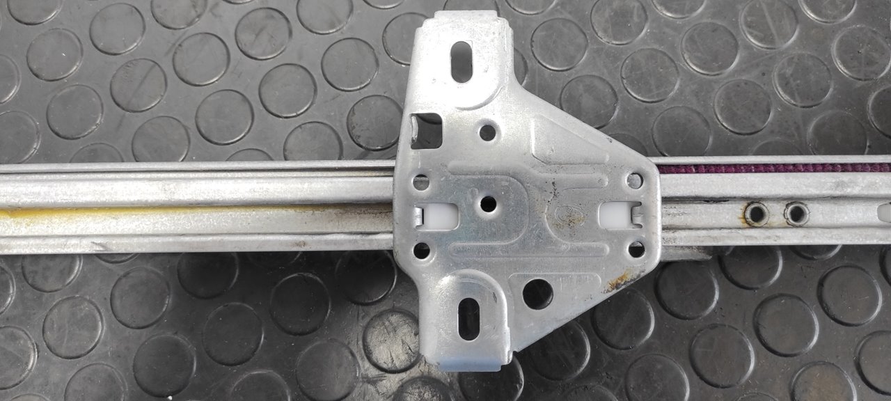 ELEVALUNAS DELANTERO IZQUIERDO NISSAN INTERSTAR MOD. 04 (X70) - vista 4