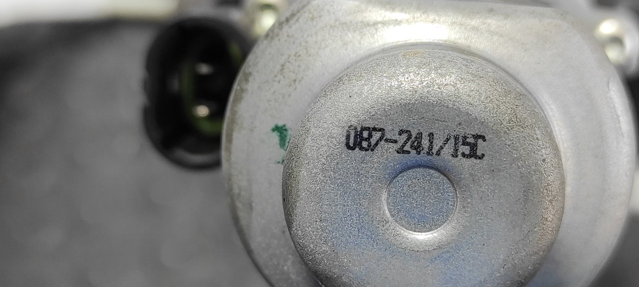 ELEVALUNAS DELANTERO IZQUIERDO NISSAN INTERSTAR MOD. 04 (X70) - vista 2