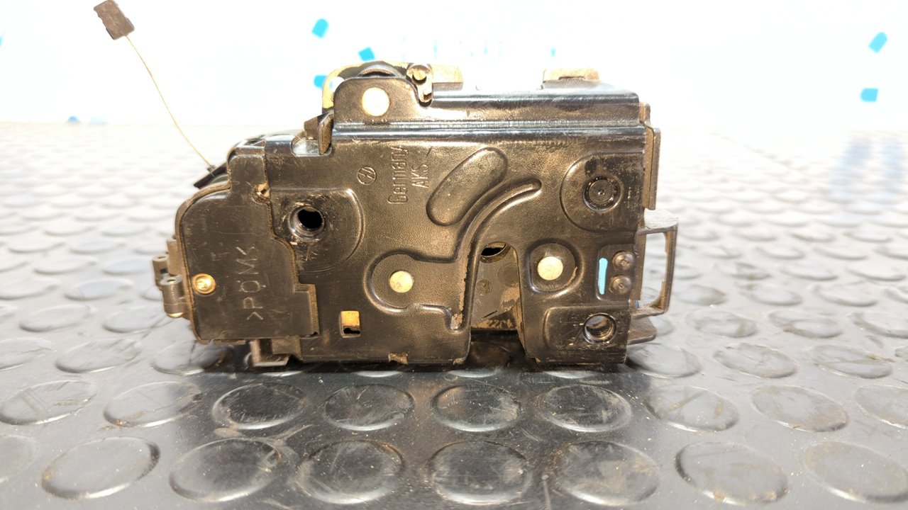 CERRADURA PUERTA DELANTERA DERECHA SEAT TOLEDO (1M2) - vista 2