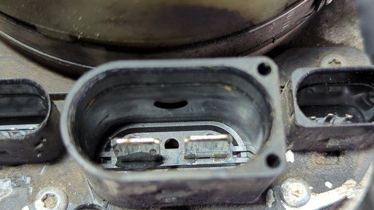 BOMBA DIRECCION SEAT IBIZA (6L1) - vista 2