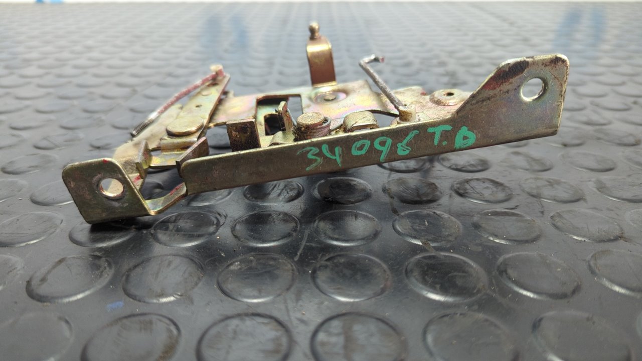 CERRADURA MALETERO / PORTON VOLKSWAGEN T4 TRANSPORTER/FURGONETA (MOD. 1991) - vista 4