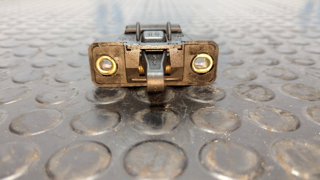 CERRADURA MALETERO / PORTON RENAULT MEGANE I COUPE FASE 2 (DA..) - vista 3