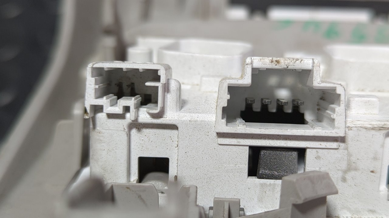 LUZ INTERIOR CITROEN C4 LIM. - vista 13