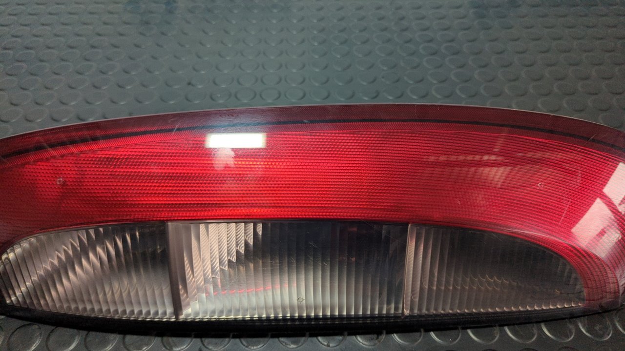 PILOTO TRASERO IZQUIERDO OPEL CORSA C - vista 6