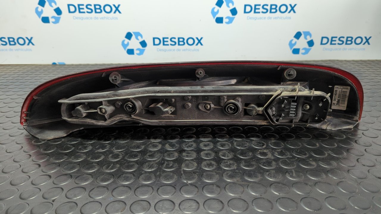 PILOTO TRASERO IZQUIERDO OPEL CORSA C - vista 7