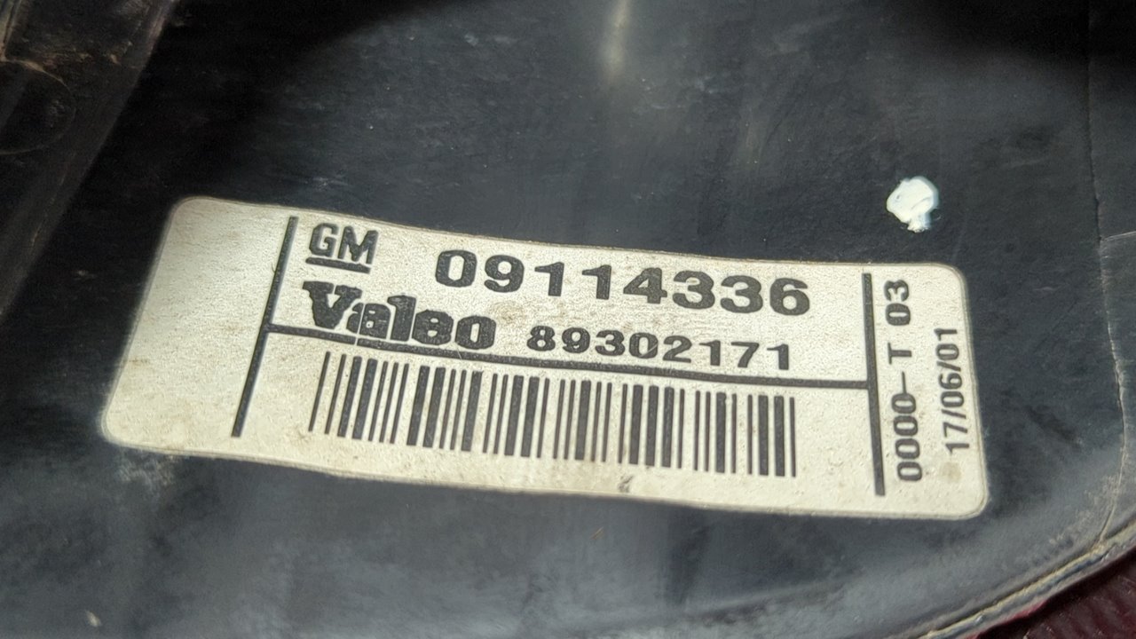 PILOTO TRASERO IZQUIERDO OPEL CORSA C - vista 4