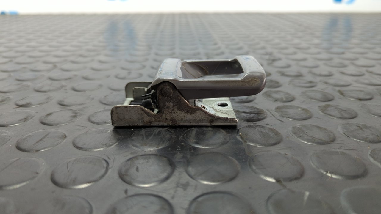 MANETA INTERIOR DELANTERA IZQUIERDA NISSAN CABSTAR - vista 4