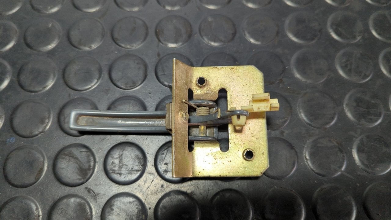 MANETA INTERIOR TRASERA DERECHA NISSAN TRADE - vista 2