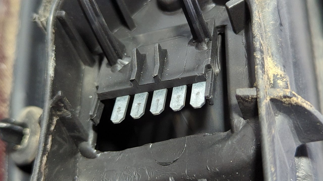 PILOTO TRASERO DERECHO OPEL CORSA C - vista 4