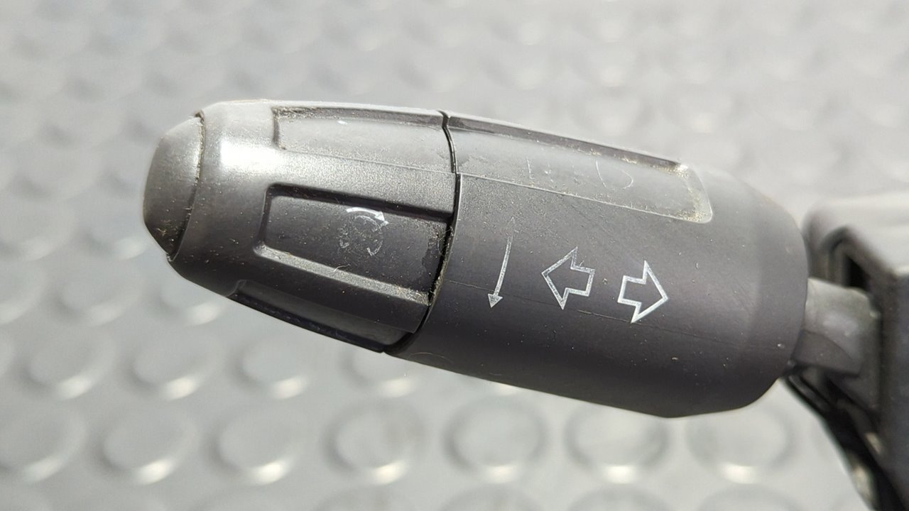 MANDO MULTIFUNCION OPEL CORSA D - vista 10