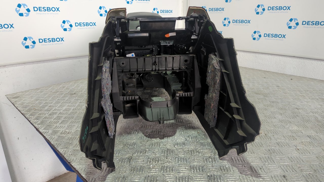 APOYABRAZOS CENTRAL LAND ROVER RANGE ROVER SPORT - vista 14