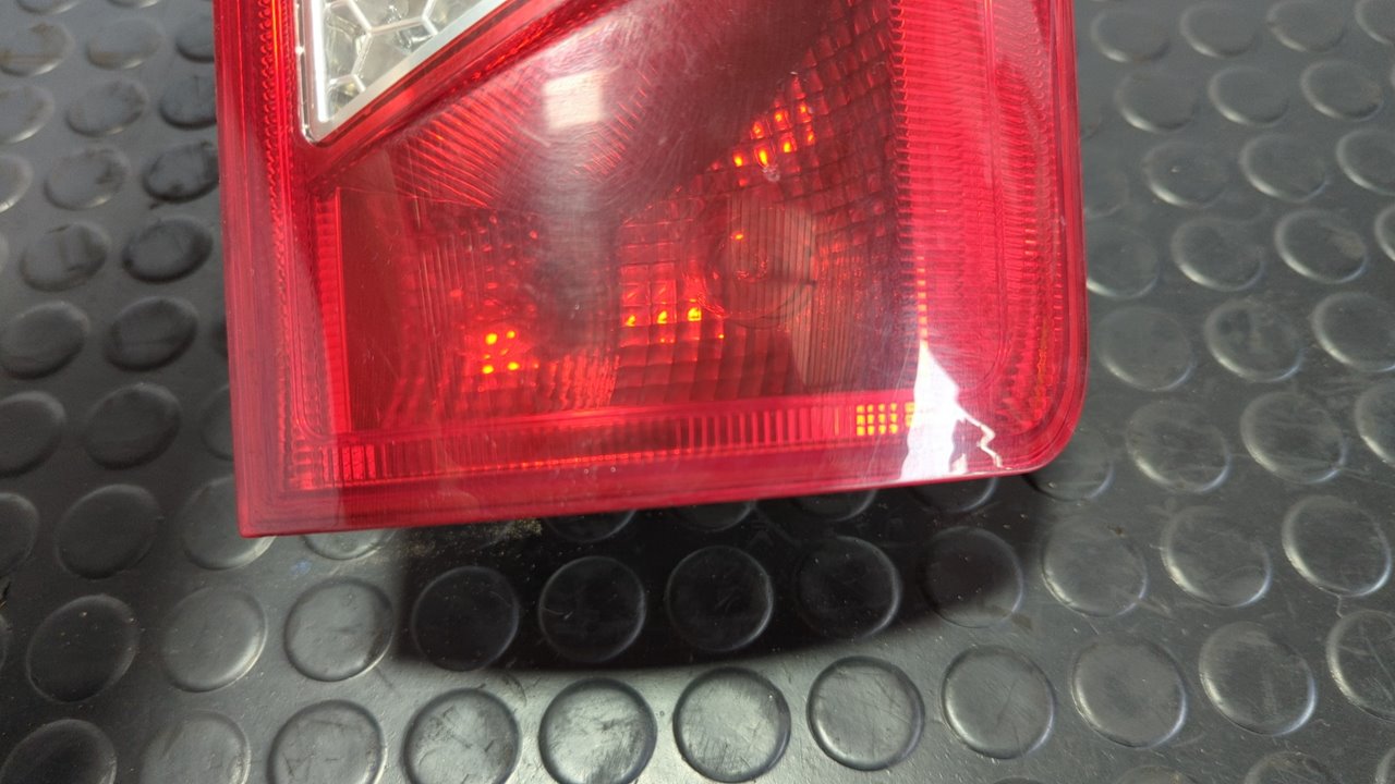 PILOTO TRASERO IZQUIERDO FORD TRANSIT CONNECT (TC7) - vista 4