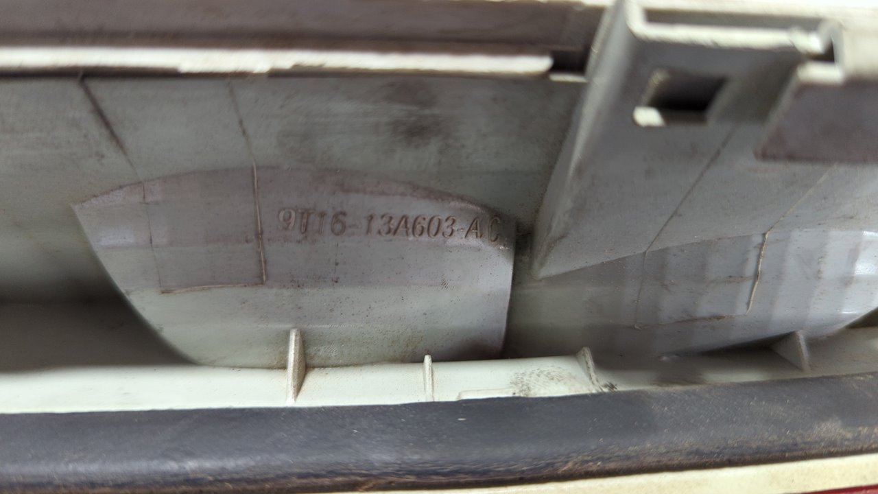 PILOTO TRASERO IZQUIERDO FORD TRANSIT CONNECT (TC7) - vista 3