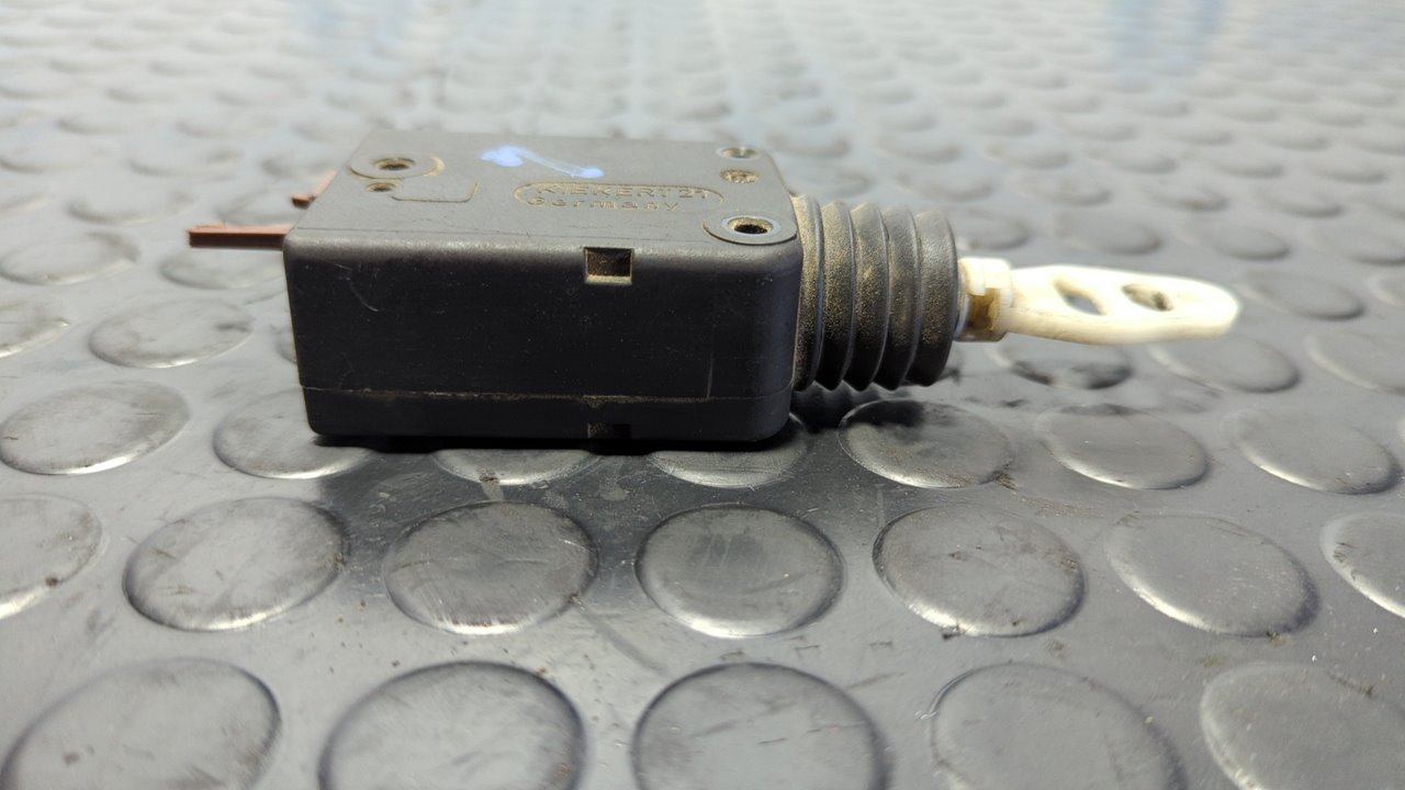 MOTOR CIERRE CENTRALIZADO DELANTERO DERECHO CITROEN SAXO - vista 7