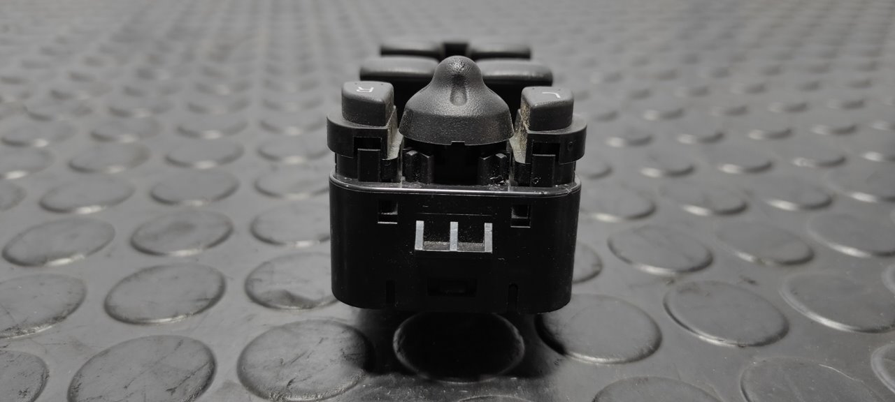 MANDO ELEVALUNAS DELANTERO IZQUIERDO LAND ROVER RANGE ROVER SPORT - vista 3