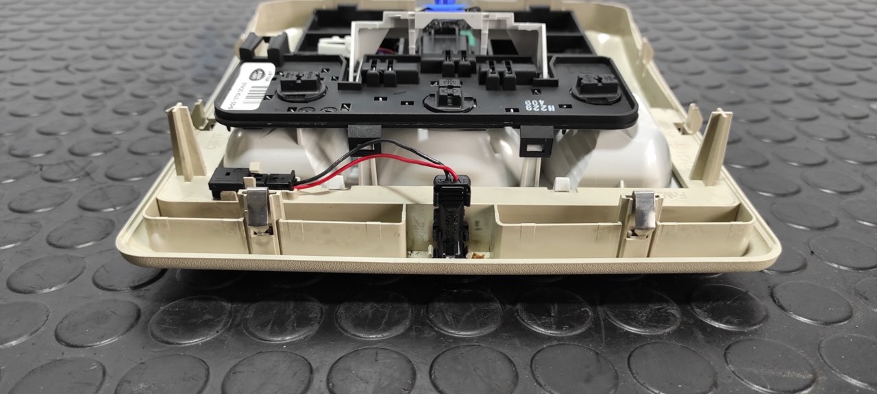 LUZ INTERIOR LAND ROVER RANGE ROVER SPORT - vista 5