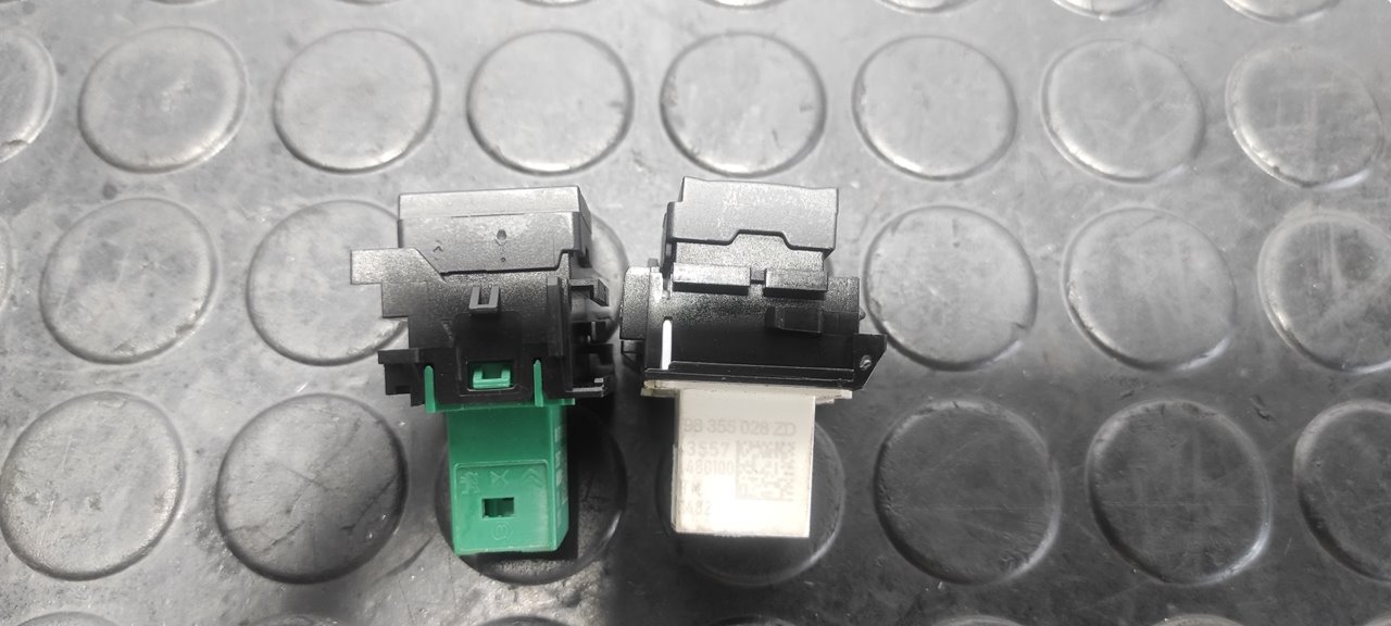 INTERRUPTOR CITROEN E-C4 - vista 3