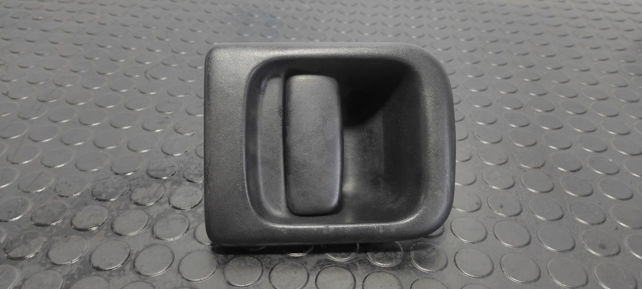 MANETA DELANTERA IZQUIERDA NISSAN INTERSTAR MOD. 04 (X70)