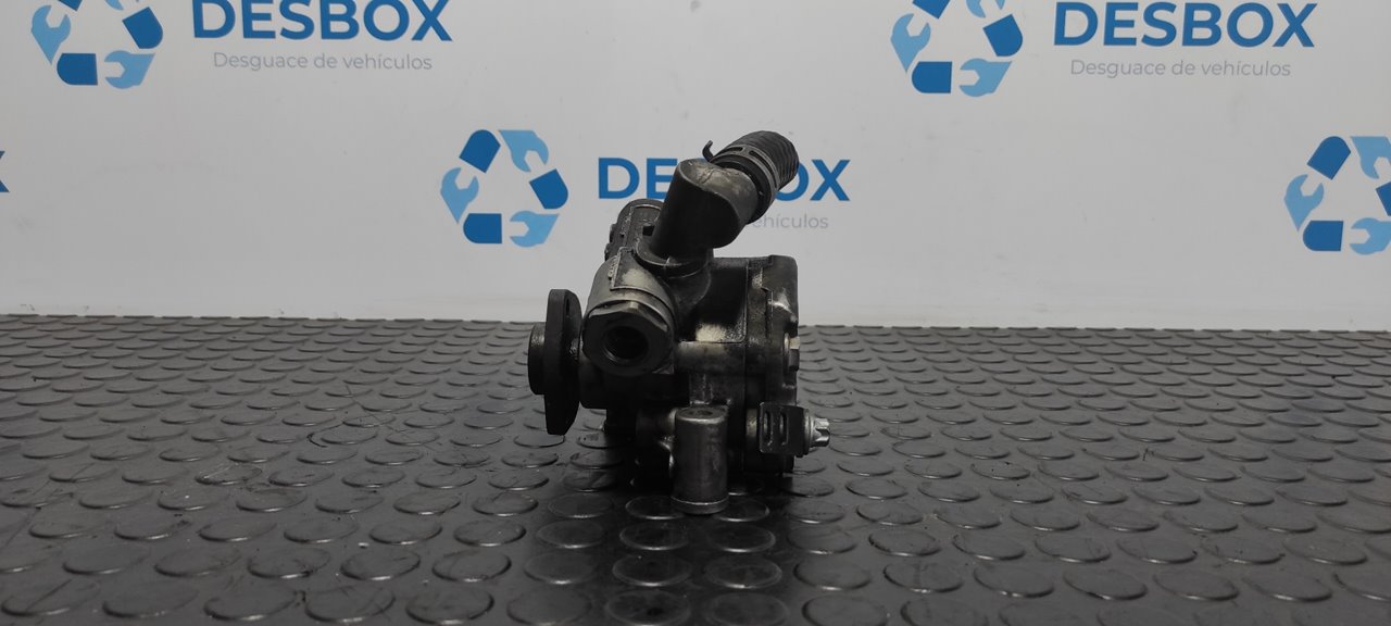 BOMBA DIRECCION MERCEDES-BENZ CLASE C (W203) BERLINA - vista 4