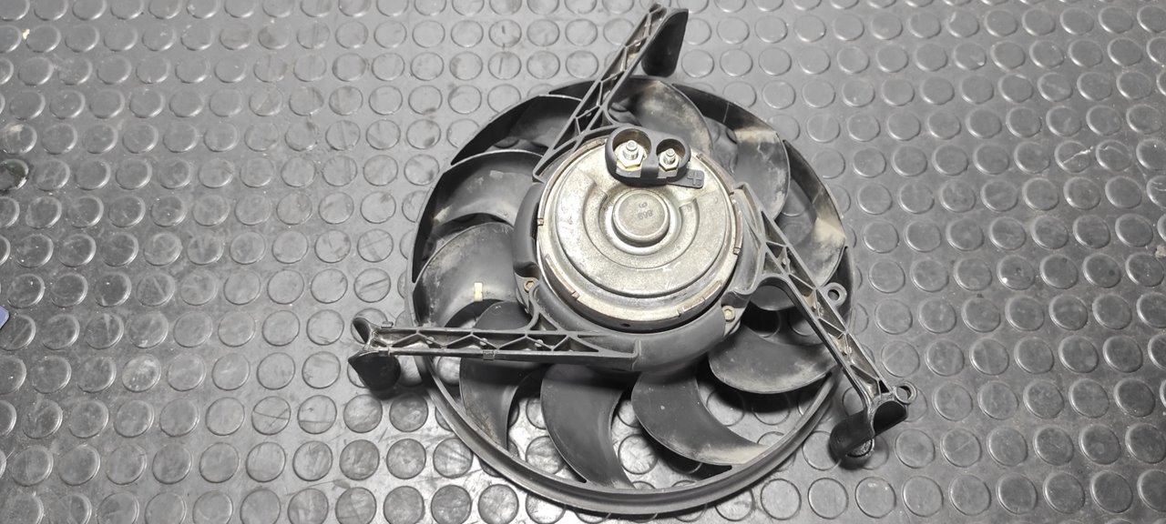 ELECTROVENTILADOR VOLKSWAGEN T4 TRANSPORTER/FURGONETA (MOD. 1991) - vista 2