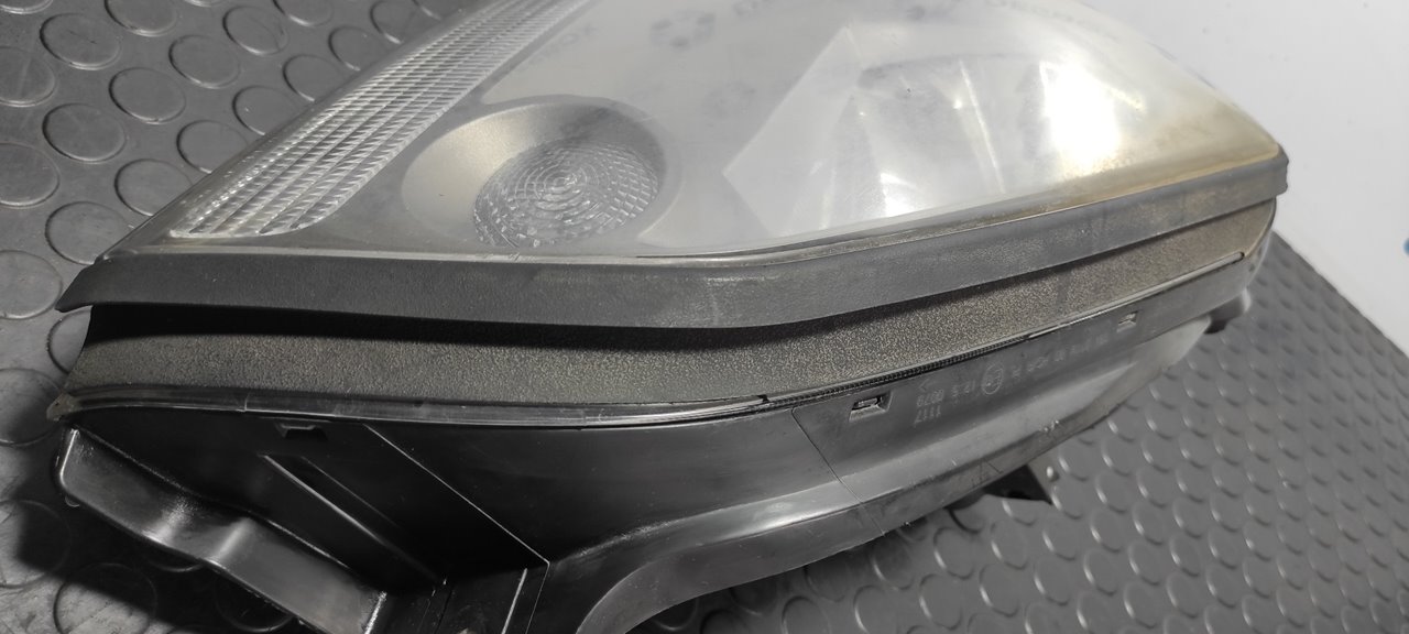 FARO DERECHO HYUNDAI TUCSON (JM) - vista 4