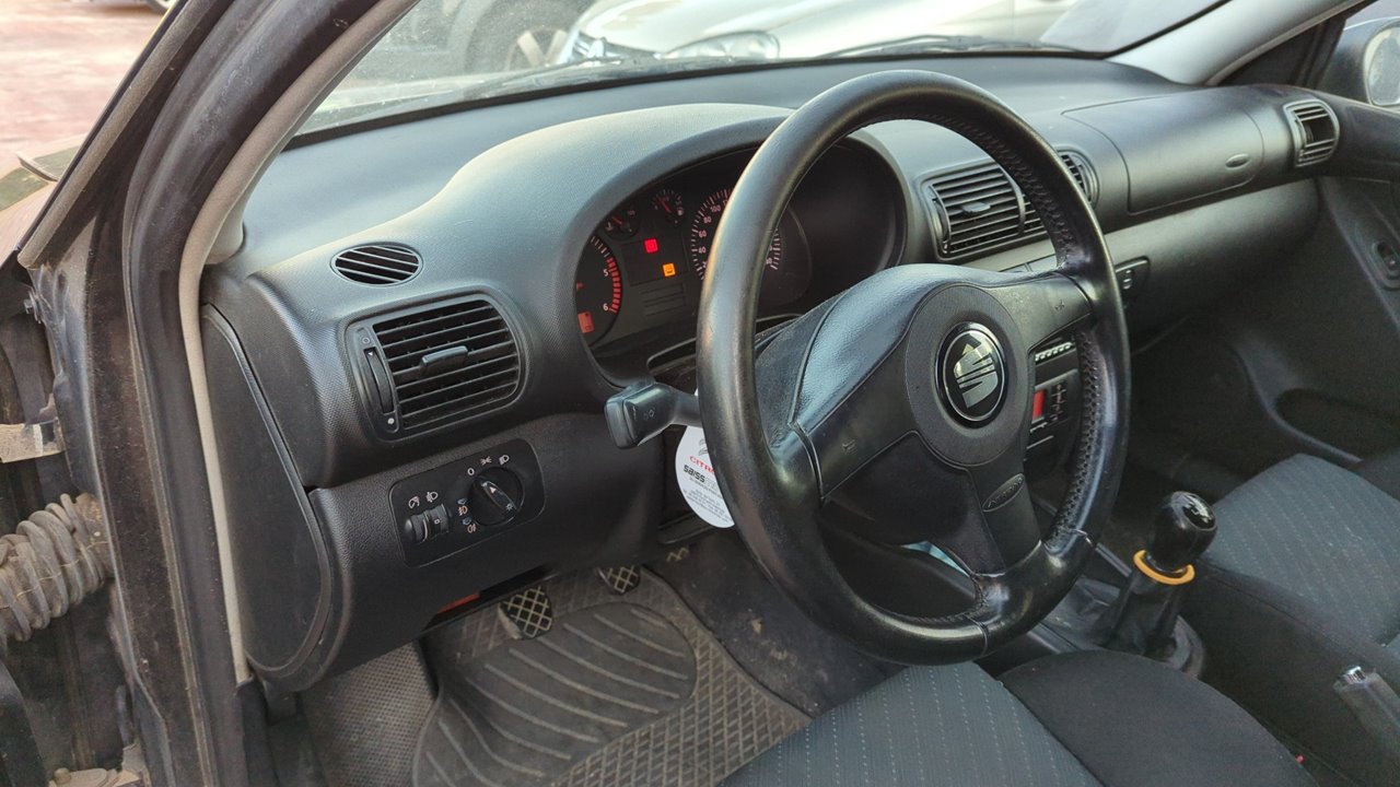 CINTURON DELANTERO IZQUIERDO SEAT LEON (1M1) - vista 3