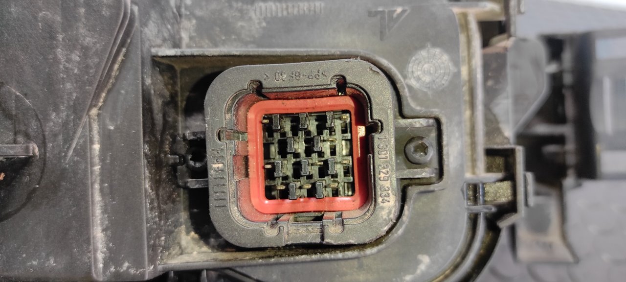 FARO DERECHO FORD MONDEO TURNIER (GE) - vista 11