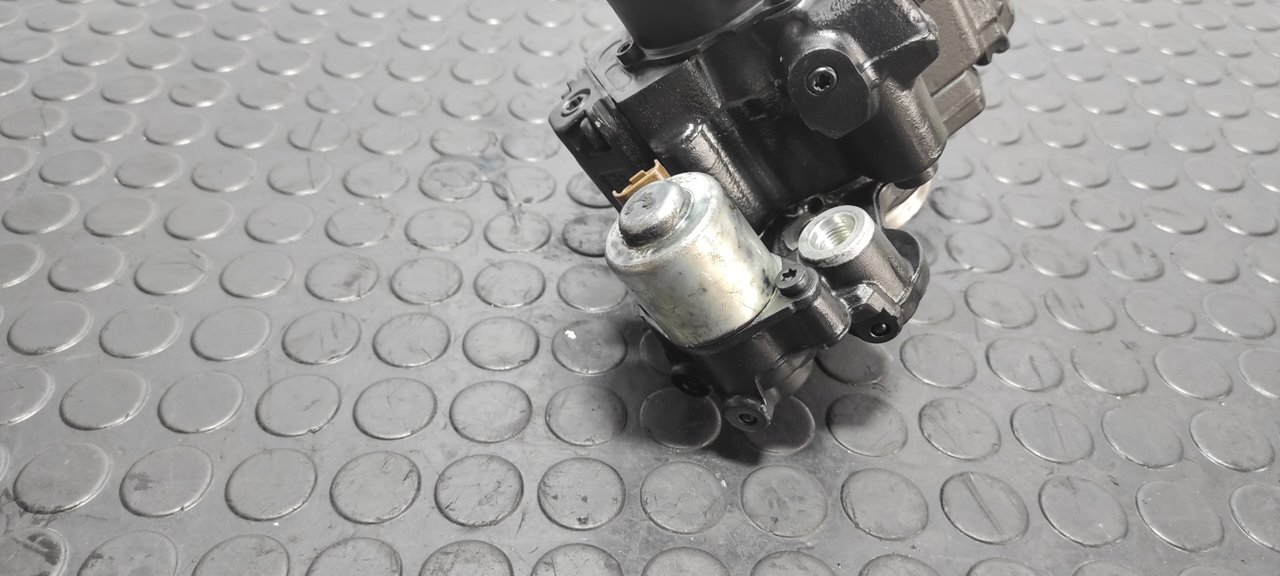 BOMBA INYECCION FORD KUGA (CBS) - vista 6