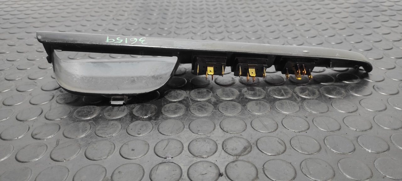 MANDO ELEVALUNAS DELANTERO IZQUIERDO SEAT IBIZA (6K1) - vista 3