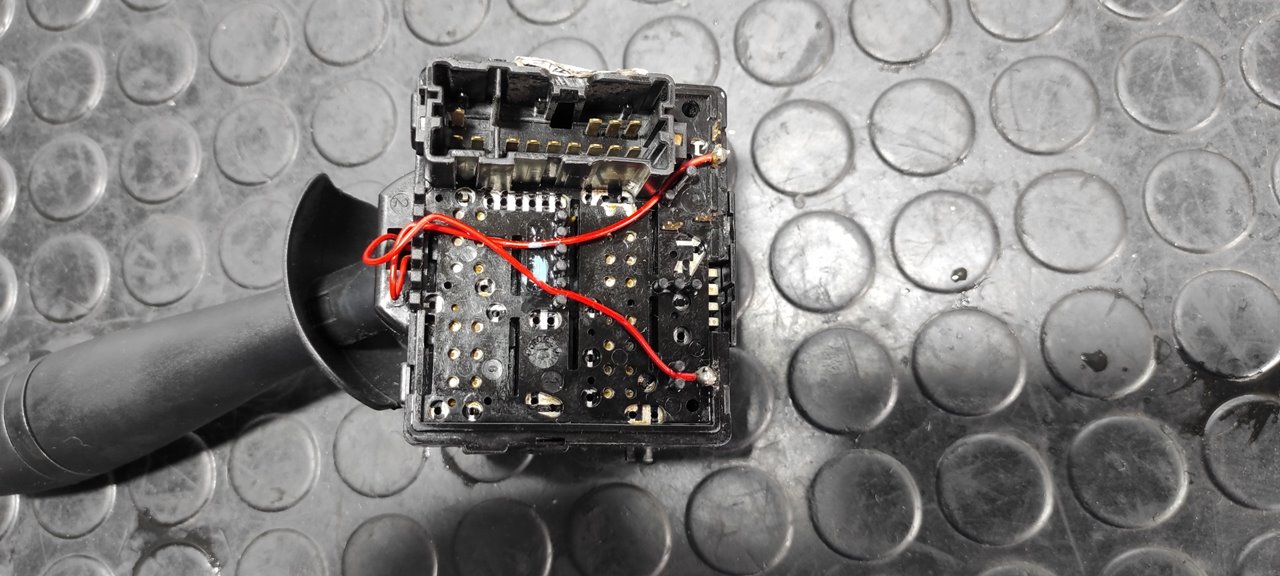 MANDO LIMPIA DACIA SANDERO - vista 3