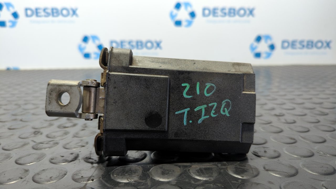 RETENEDOR PUERTA IZQUIERDA  MERCEDES CLASE E (W210)