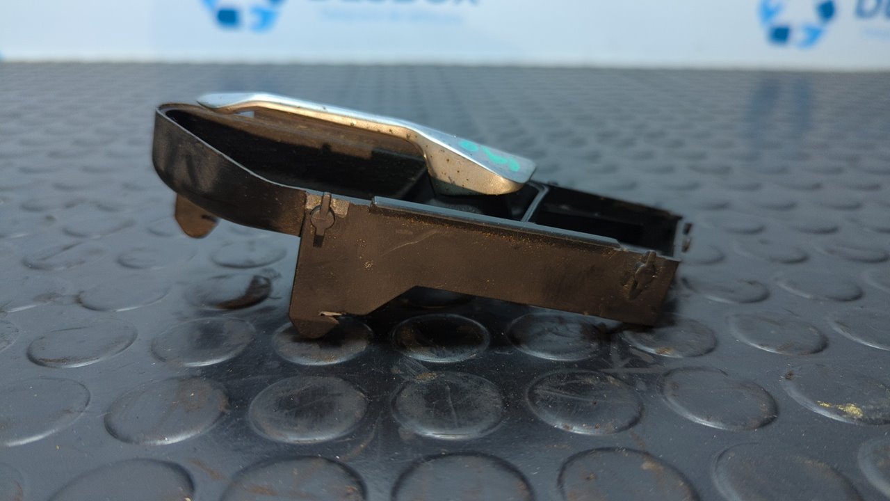 MANETA INTERIOR TRASERA IZQUIERDA MERCEDES CLASE E (W124) - vista 4