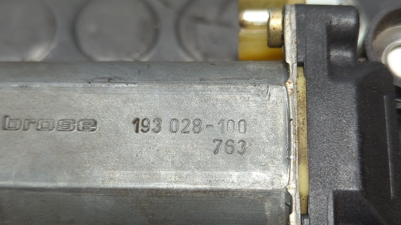 ELEVALUNAS DELANTERO DERECHO MERCEDES-BENZ CLASE C (W202) BERLINA - vista 2