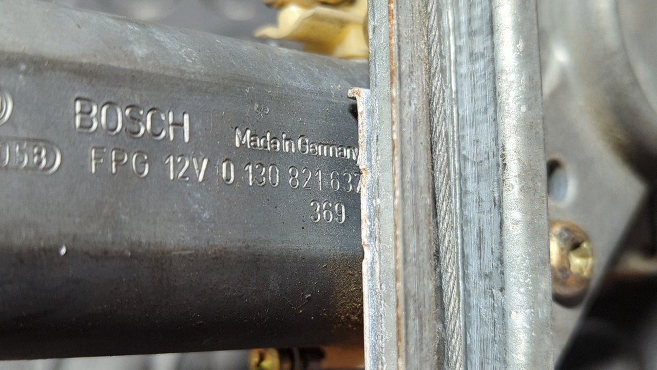 ELEVALUNAS TRASERO IZQUIERDO MERCEDES CLASE C (W202) - vista 3