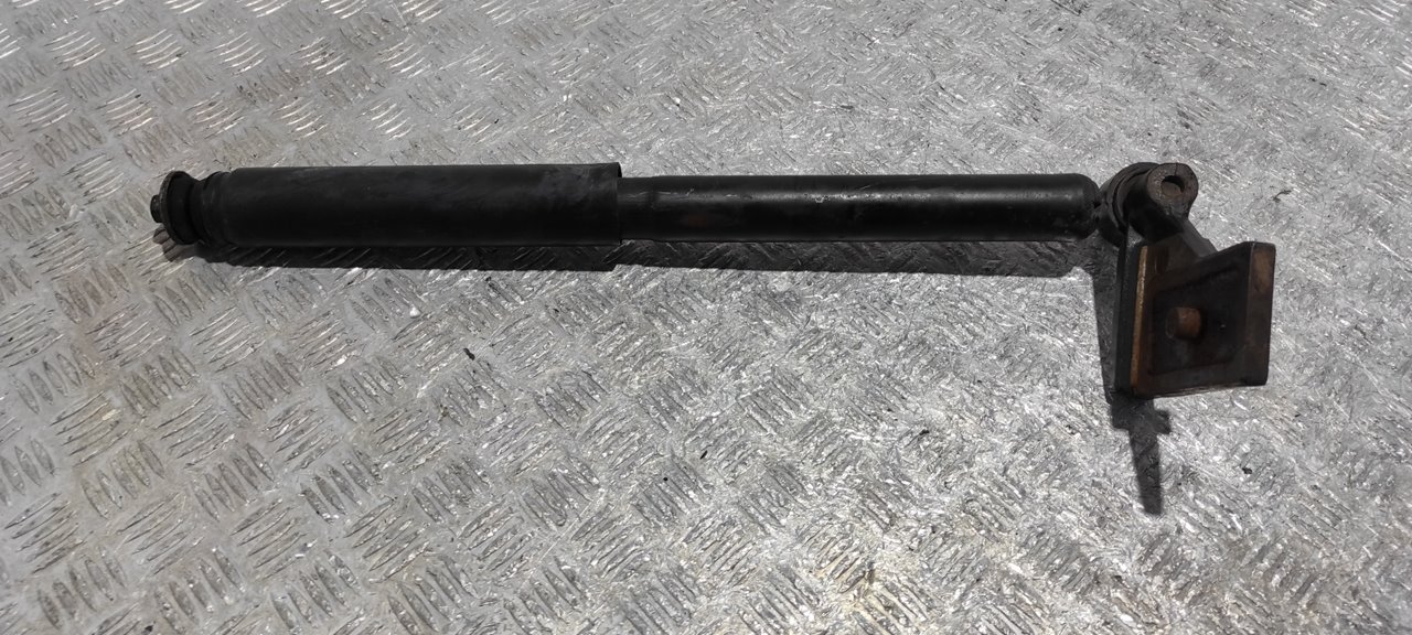 AMORTIGUADOR DELANTERO DERECHO NISSAN CABSTAR