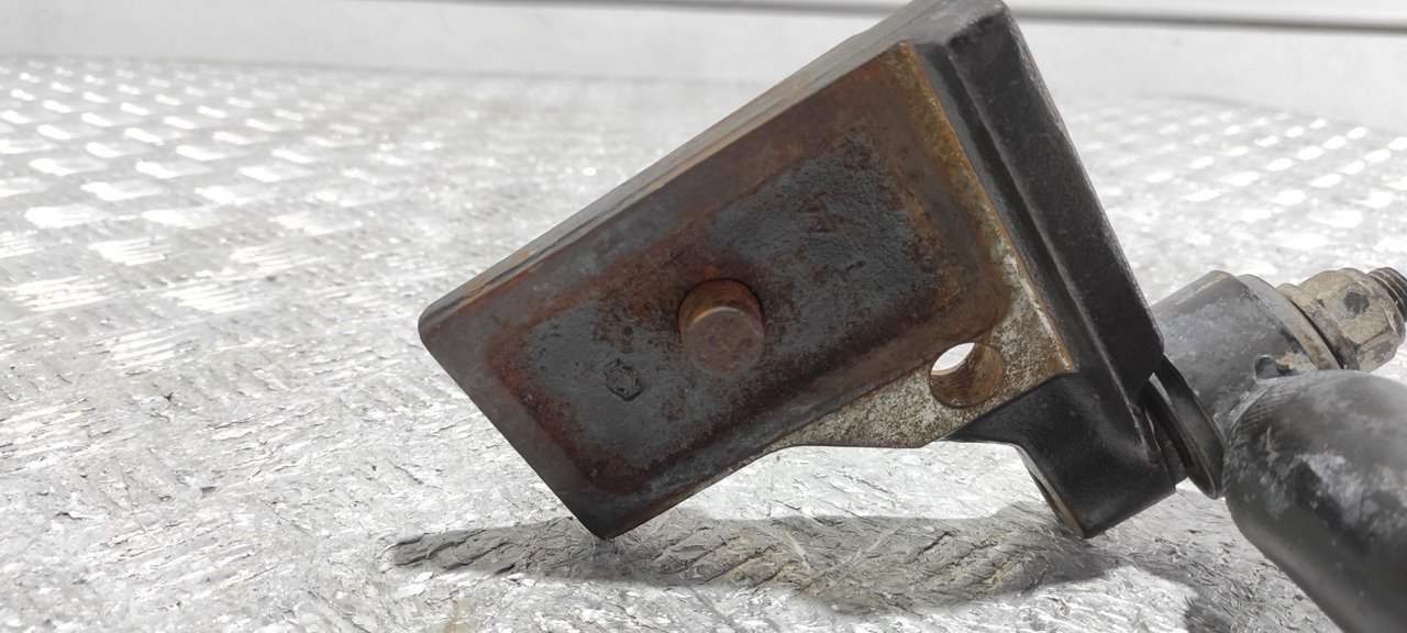 AMORTIGUADOR DELANTERO DERECHO NISSAN CABSTAR - vista 4