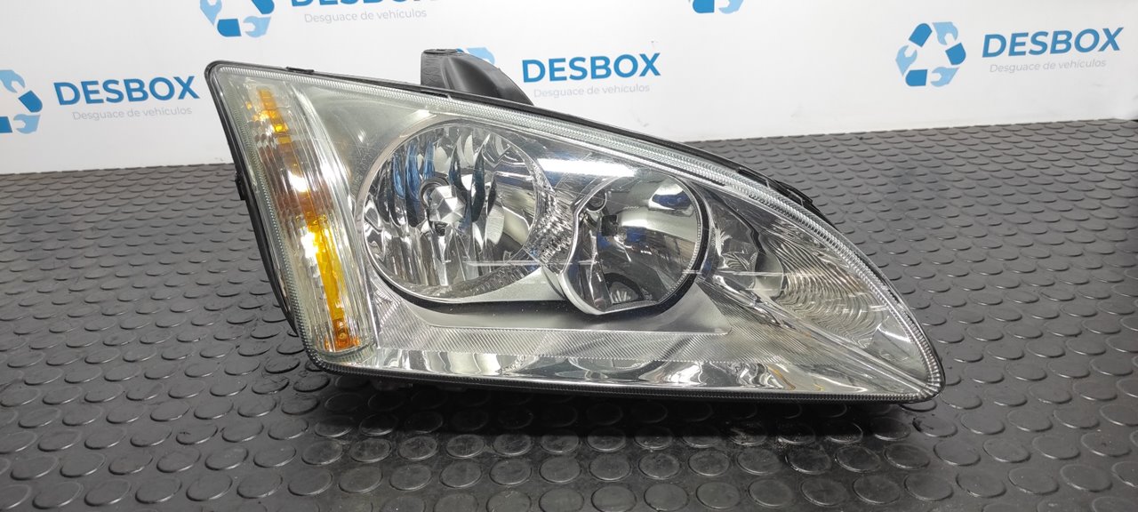 FARO DERECHO FORD FOCUS BERLINA (CAP)