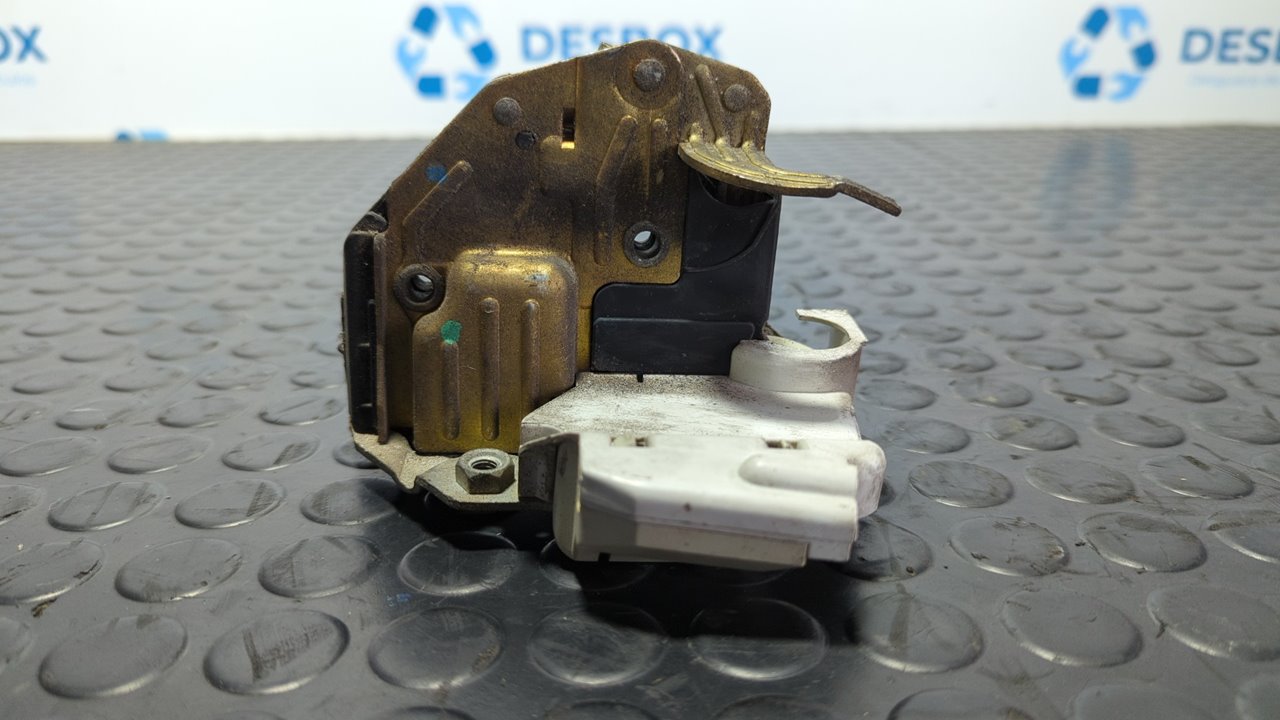 CERRADURA PUERTA DELANTERA DERECHA MERCEDES CLASE C (W201) - vista 5