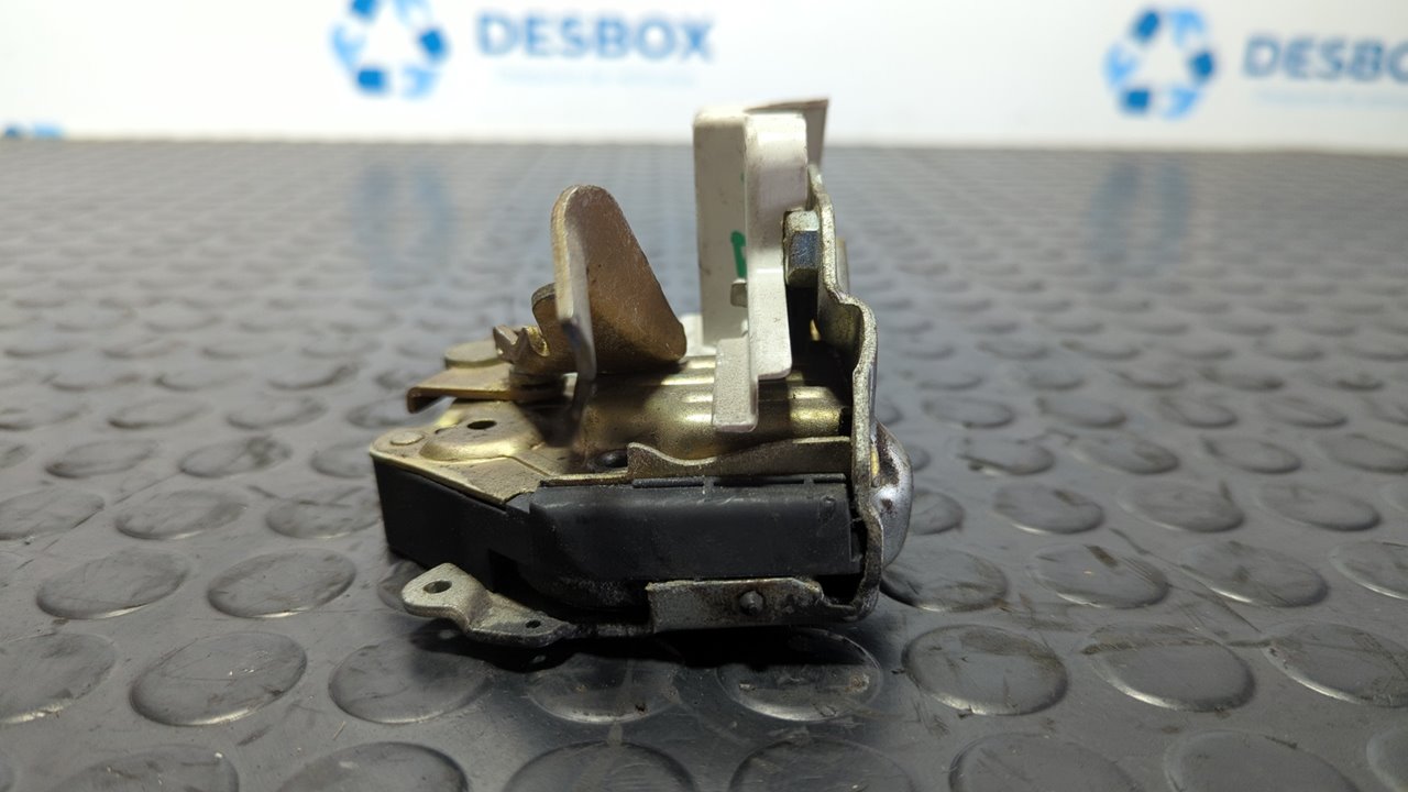 CERRADURA PUERTA TRASERA DERECHA MERCEDES CLASE E (W124) - vista 4