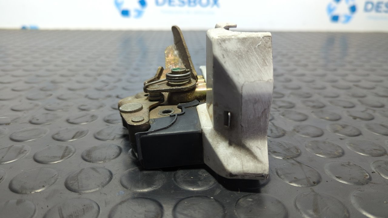 CERRADURA PUERTA TRASERA IZQUIERDA MERCEDES CLASE E (W124) - vista 2