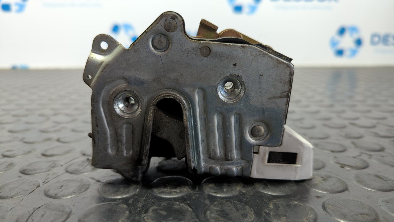 CERRADURA PUERTA TRASERA IZQUIERDA MERCEDES CLASE E (W124) - vista 3