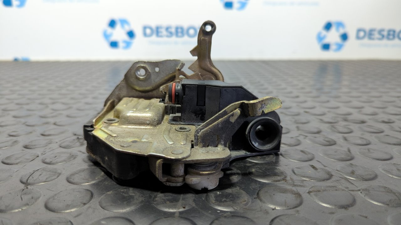 CERRADURA PUERTA DELANTERA IZQUIERDA MERCEDES CLASE E (W124)