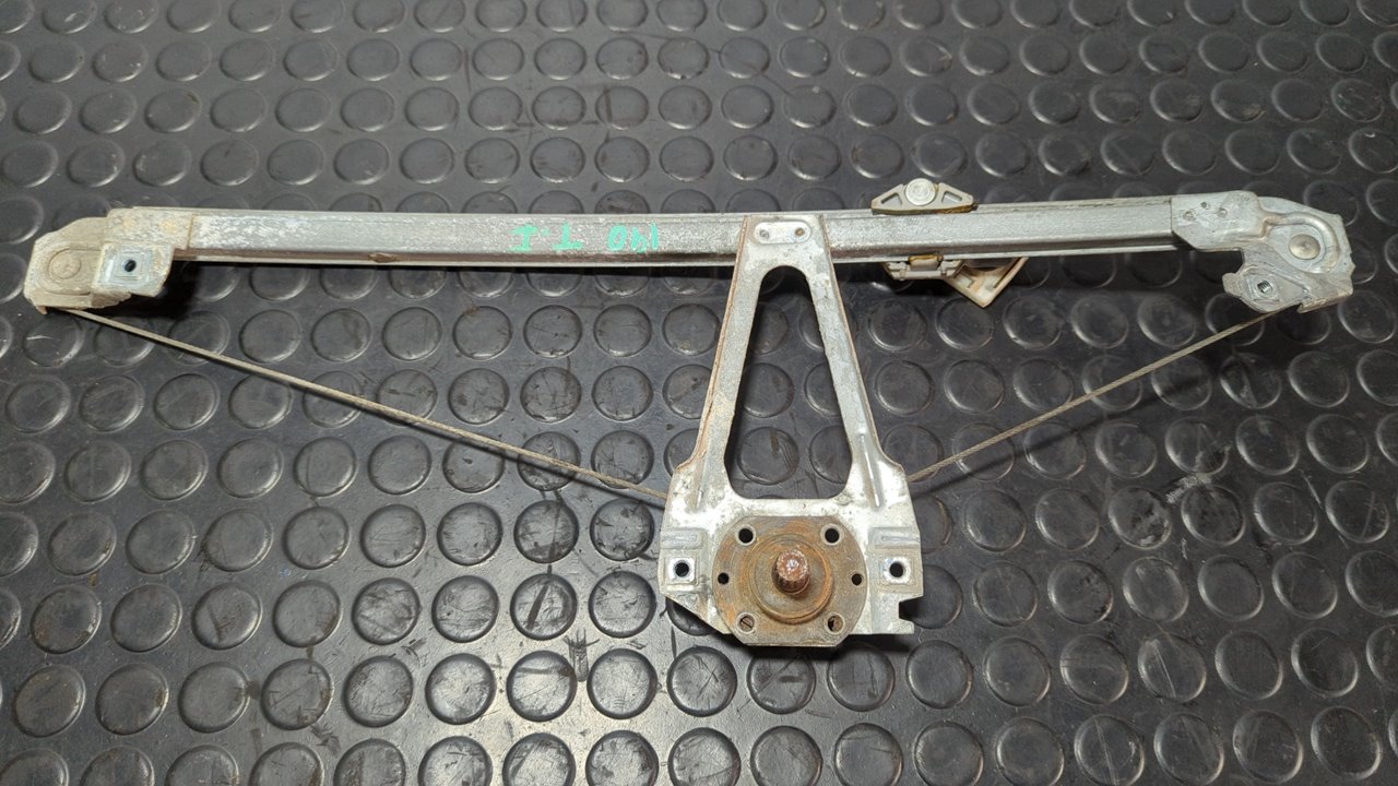 ELEVALUNAS TRASERO IZQUIERDO MERCEDES CLASE C (W201)