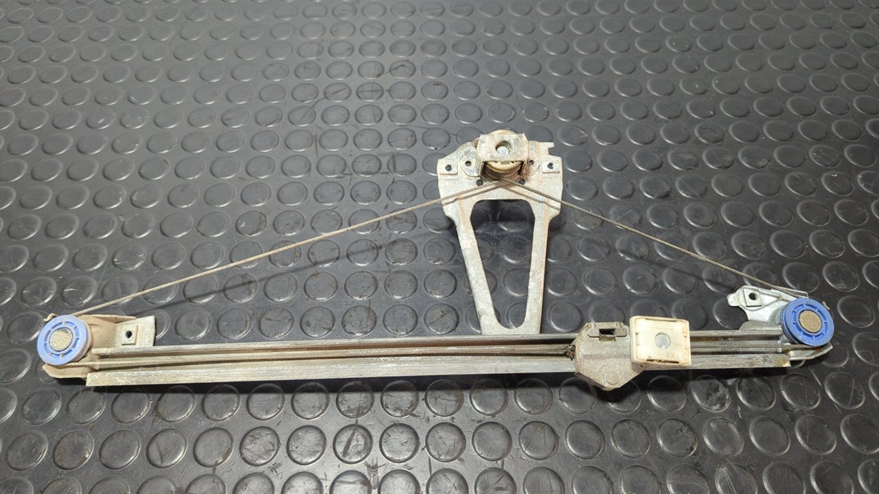 ELEVALUNAS TRASERO IZQUIERDO MERCEDES CLASE C (W201) - vista 2