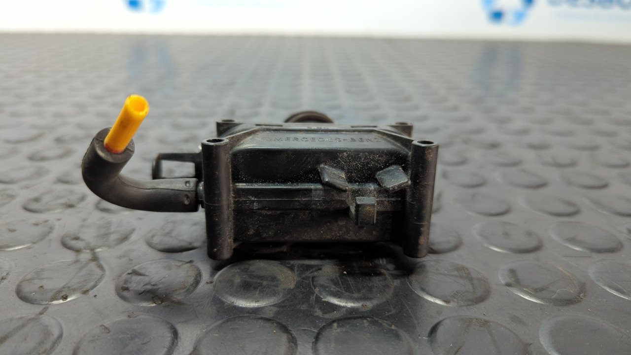 MOTOR CIERRE CENTRALIZADO DELANTERO DERECHO MERCEDES CLASE C (W201) - vista 4