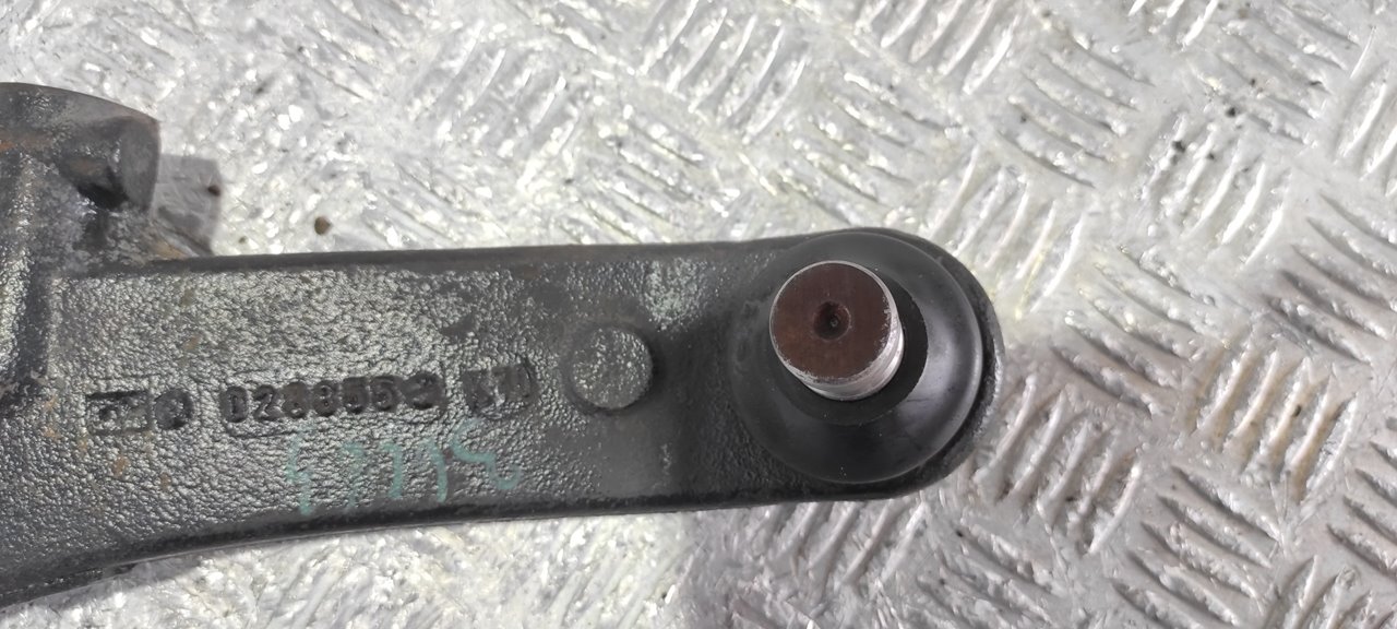 BRAZO DERECHO INFERIOR DELANTERO NISSAN INTERSTAR MOD. 04 (X70) - vista 5