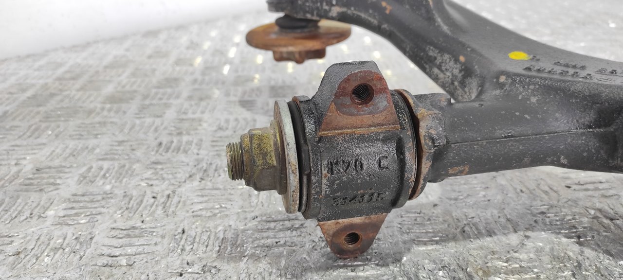 BRAZO DERECHO SUPERIOR DELANTERO NISSAN INTERSTAR MOD. 04 (X70) - vista 2