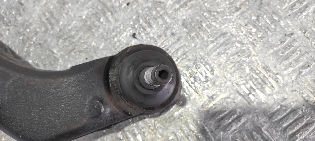 BRAZO DERECHO SUPERIOR DELANTERO NISSAN INTERSTAR MOD. 04 (X70) - vista 3