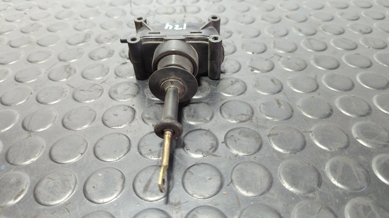 MOTOR CIERRE CENTRALIZADO TRASERO IZQUIERDO MERCEDES CLASE E (W124) - vista 5